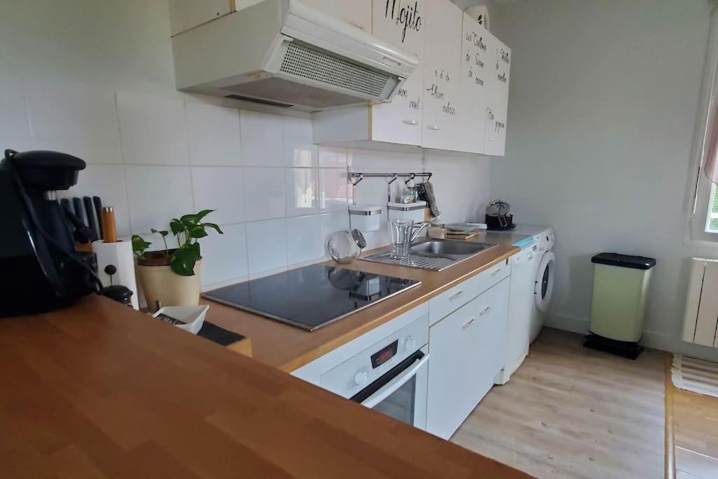 Simplicite Et Calme En Appartement A Issoire Eksteriør bilde