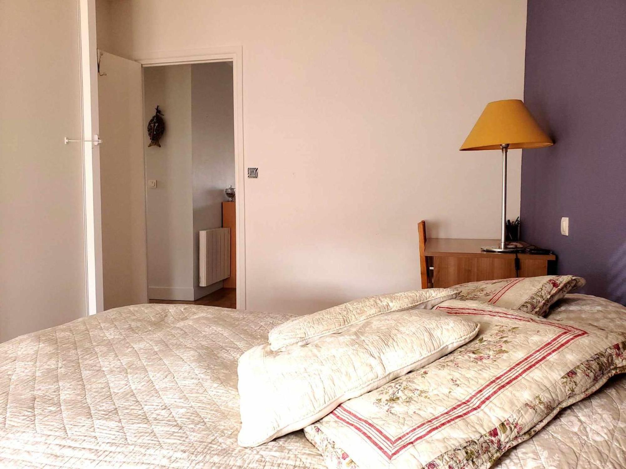 Simplicite Et Calme En Appartement A Issoire Rom bilde